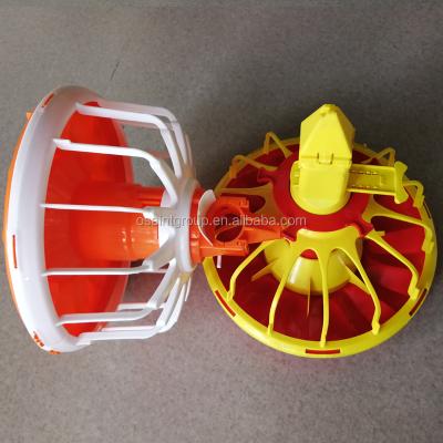 China Safeguard Breeding Cost Ghana Chicken Farm Equipment With Feeder Pan And Plastic Nipple Drinker for sale