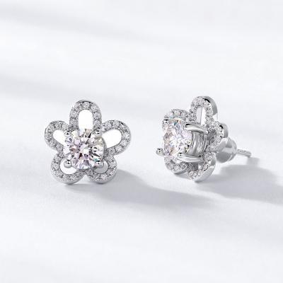 China Cute luxury moissanite petals earing 18K 925 silver fine earrings woman jewelry engagement wedding accessories gift for sale