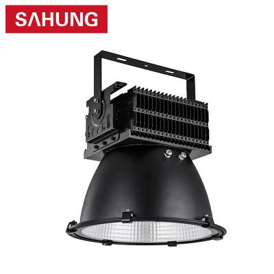 China Sports Stadiums HTD Led Football Pitch Flood Lights 200W 300W 400W 500W COB Spotlight Tower Crane Light for sale