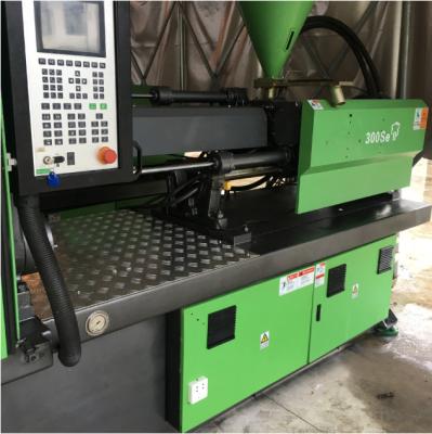 China Horizontal Chinese Donghua Used Injection Molding Machine With 190rpm Injection Rate for sale