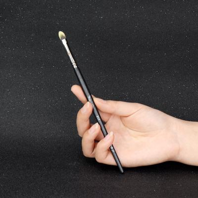 China Professional Covering 211 Lip Concealer Brush Dark Circles Lipstick Brush Makeup Brush Concealer Brush Small for sale