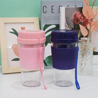 China Protable high quality rechargeable fruit juicer 450ml portable electric juicing cup for home for sale