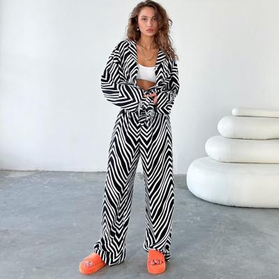 China Anti-pilling fall new outfits women stripe loose shirt pants two piece set casual long sleeve blouses wide trousers suit for sale