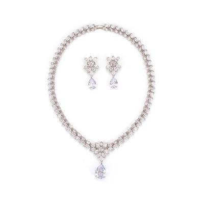 China CLASSIC Neck Chains For Girls Jewelry Set New Lady Bridal Earrings Luxury Zircon Teardrop Wedding Necklace for sale