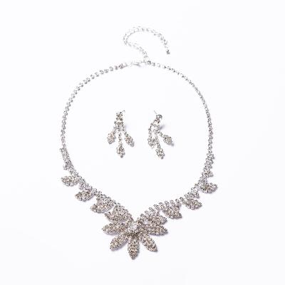 China CLASSIC New Arrival Elegant Crystal Flower Pendant Necklace Rhinestone Jewelry Set Dangle Earrings For Women Wedding Prom Bridal for sale