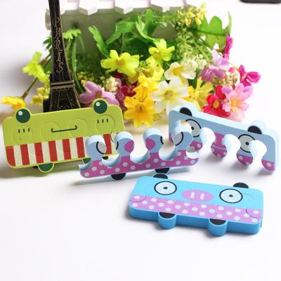 China Toe Wholesale Disposable Nail Art Nail Polish Cleavage Eva Toe Separator for sale