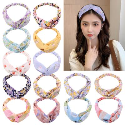 China Custom Made Outdoor Satin Wide Cross Hair Elastic Floral Fabric Yoga Fitness Exercise Yoga Brim Headband Headband For Woman for sale