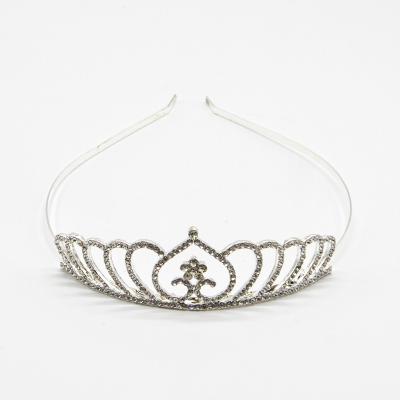 China Factory Wholesale Tiaras In Running Shiny Rhinestone Kids Birthday Tiara For Gift for sale