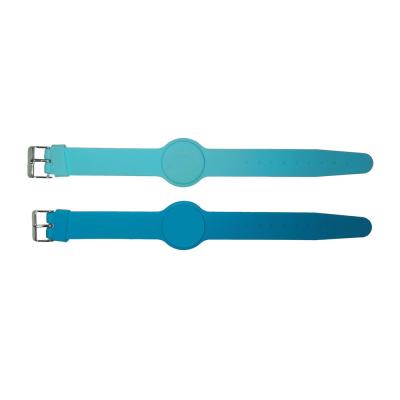 China                  Watch Type Adjustable Lf 125kHz Tk4100 RFID Silicone Wristband/Bracelet              for sale