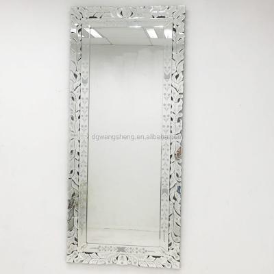 China Large cosmetic modern fancy dressing room mirror with factory price for sale