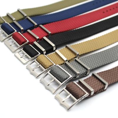 China Premium Quality 1.6mm W Cloth 20mm 22mm Thick Nylon NATO Pattern Watch Strap With Brand Adjustable Buckle for sale