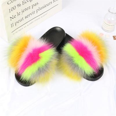 China Fashion Trend Flat Non-slip Furry Luxury Women's Outdoor Slides Real Smudge Fur Slippers For Women for sale