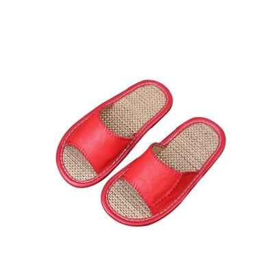 China Flat Plants Leather Flip Floss In China Summer Wear Resistant Indoor Canvas Slippers For Girl for sale