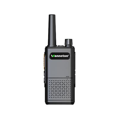 China Mini Size Walkie Talkie 2W Two Way Radio UHF 400-470MHz 1500mAh 888S Mini Portable Handheld Walkie Talkies 16CH Walkie Talkies for sale