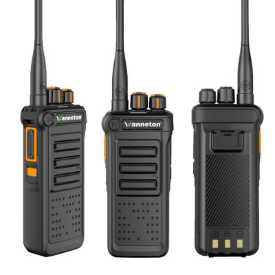 China 5 Watts Broadband 400 - 470MHz Smart Two Way Radio 1300mAh Walkie Talkie for sale