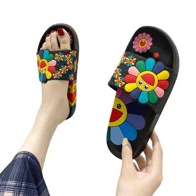 China 2021 New Beach Slippers Female Cute Flower Institut Sun Cushioning 2021 Home Outdoor Female Slippers for sale