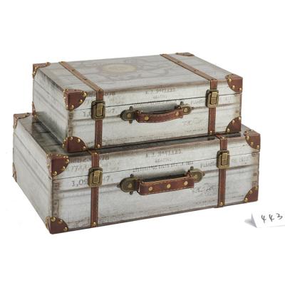 China Sustainable Wholesale Antique Color Vintage Decor Wooden Suitcase Box Sets Of 2 For Storage for sale