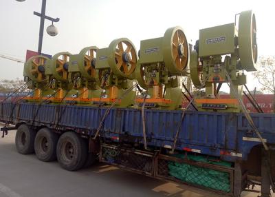 China 11 Strips Barbed Wire Manufacturing Machine , Razor Wire Machine Output 50KG/H for sale