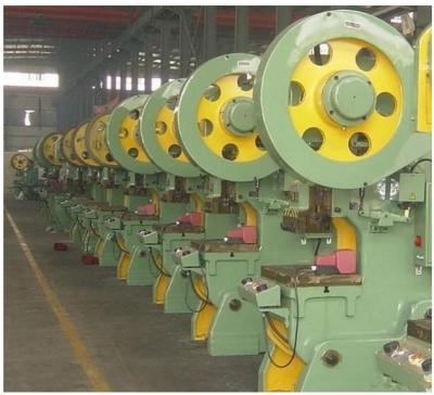 China Compact Structure Razor Barbed Wire Machine 450 - 980mm Coil Diameter for sale