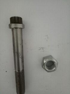 China B 16 threaded bolts;B16  threaded studs;B16 fasteners;B16 nuts;stainless steel B16 bolts for sale