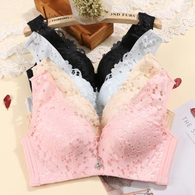 China Beautiful and Simple Good Quality Anti-Static Push Up Wireless Spandex Bra Sets for sale