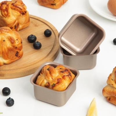 China Bakeware Tray Retro Square Heat Resistant 130g Baking Pan Cooking And Roasting Carbon Steel Tray for sale