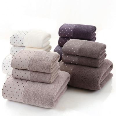 China Wholesale High Quality Custom Made Luxury 100% Cotton China Hotel Embroidered Portable Bath Towel Turkish 70 140 Bath Towel Gift Sets for sale