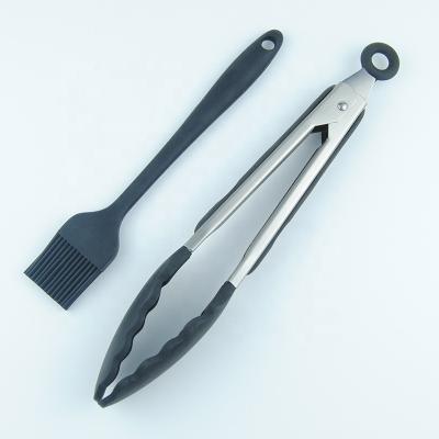 China Durable High Temperature Resistant Silicone Bread Tongs Grill Food Staples With BBQ Oil Brush for sale