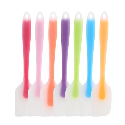 China 2021 New Viable Kitchen Instrument Heat Resistant Cake Tools Colorful Silicone Scraper Cake Butter Scraper for sale