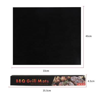 China Dustproof BBQ Grill Mat Reusable Fireproof BBQ Grill Mats 0.2mm Non Stick Grill Mat Accessories for sale