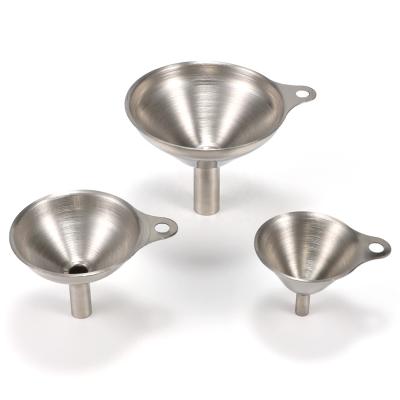 China Sustainable High Quality Kitchen Direct Stainless Steel Oil Water Funnel Set for sale