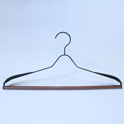 China With new stylish round bar display metal coat hanger with white and black anti slip wooden bar for sale