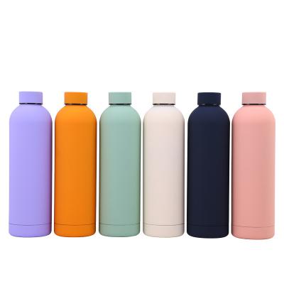 China Hot Sale 750ml PORTABLE Double Wall Vacuum Insulated Water Bottle With Flat Lid Back To School Thermal Flasks for sale