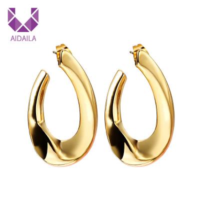 China AIDAILA Plated Unfading Customized Jewelry Charm Metal U Shapes Dubai Gold Stud Earrings 2019 for sale