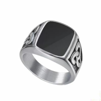 China TRENDY Vintage Stainless Steel Heart Knot Celtic Ring for sale