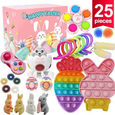 China FN1172 Toy Set Easter Gift Rabbit Squishy Plastic Kids Blind Box Toys for sale