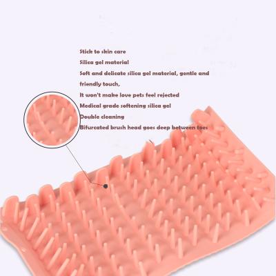 China Outdoor Portable Paw Cleaner Bucket Foot Cleaning Remover Pet Cup Foot Soft Comb Cleaner Easy To Use Silicone Fashionable for sale