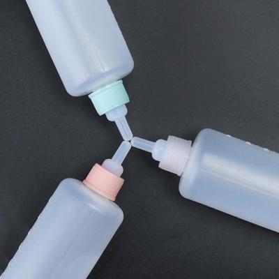 China Automatic Baby Pet Silicone Bottle Feeder Pet Care Drinking Water Accessories for sale