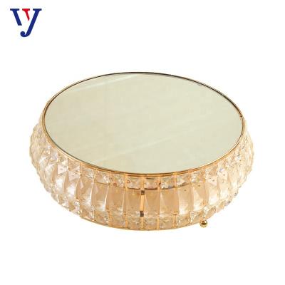 China Crystal and Iron Cake Stand Birthday Decorations Birthday Cake Decorating Machinery Cake Stand for sale