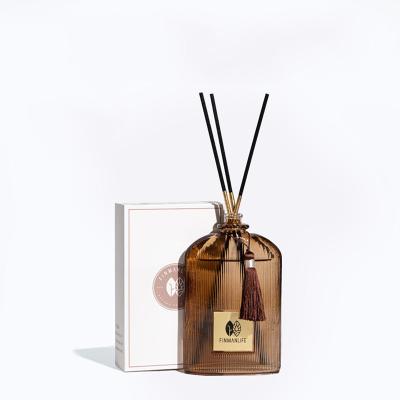 China Gift & Craft Custom Fragrance Perfume Diffuser Bottle 100ml 125ml Clear Empty Luxury Reed Diffuser Bottle With Box for sale