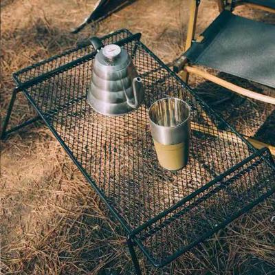 China Wholesale Custom Portable Picnic Barbecue Metal Mini Table Easy Carry Easy Folding Folding Outdoor Table for Camping for sale