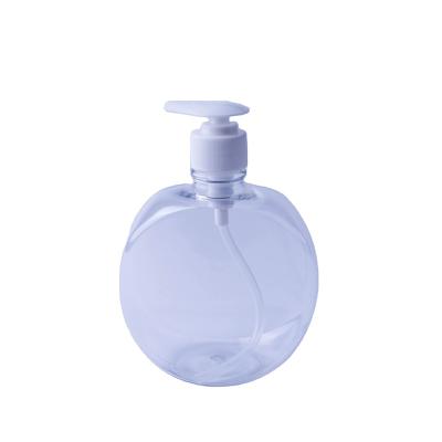 China Clear 500ml Cosmetic Heart Shaped PET Plastic Lotion Bottle For Hand Wash.cosmetic for sale