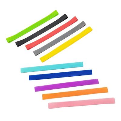 China Silicone Beach Chair Band Towel Straps 20-30 cm Straps for Comfortable Beach Lounging for sale