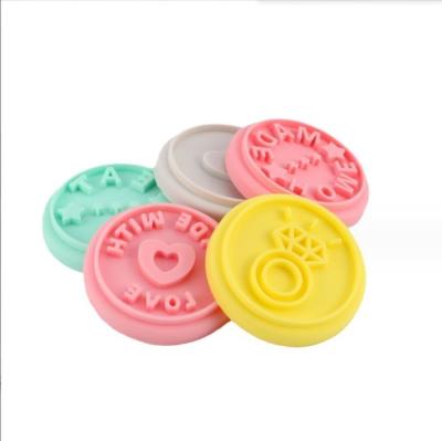 China Sustainable Customized Silicone Stamp Food Grade Cookie Stamps with Wooden Handle for sale