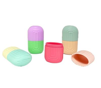 Cina Silicone Face Ice Cube Facial Contouring Ice Mold Roller per strumenti di gelato sostenibili in vendita