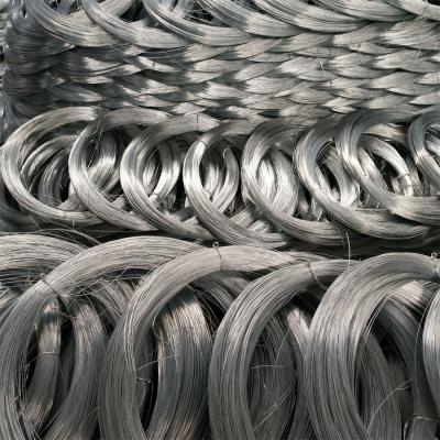 China Spirale heiß getauchtes galvanisiertes Kabeldraht 0,7 mm Dicke GI Rundstab zu verkaufen