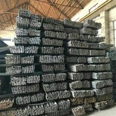 China Kohlenstoffstahl T-Strahl MS T-Strahl warmgewalzt geschweißt T-Abschnitt 50*50*6*6mm Größe 6m 12m Länge Malfläche verfügbar zu verkaufen