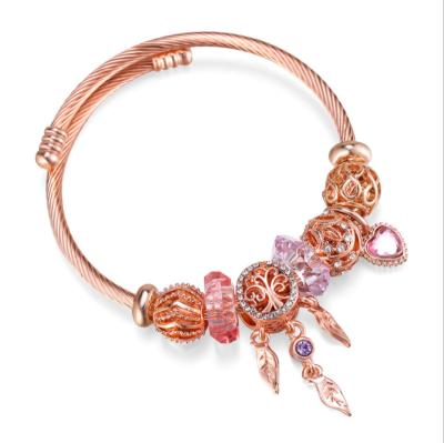 China CLASSIC fashion handmade bracelet wholesale charm silver fashion and bracelet chain bracelet rose gold accessories bracelet for sale