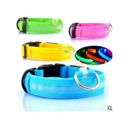 China Modern Wholesale Pet Supplies High Quality Adjustable Anti-lost Night Flasher New Collar Dog Leash For Breed for sale