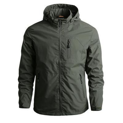 China 100% Polyester Men's thin hiking punching jacket outdoor sports jacket for sale